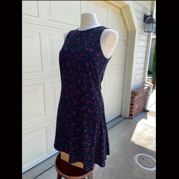 Anne Klein navy multi pattern high-neck fit and flare knee-length dress, size 6 - Picture 2 of 3